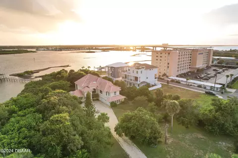 125 Beverly Ter, Port Orange, FL 32127