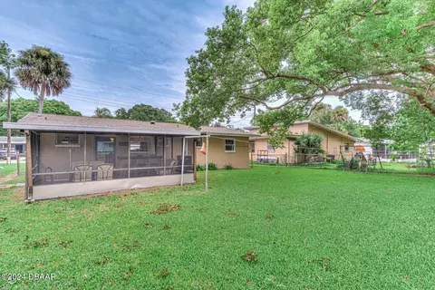 310 Joyce St, Edgewater, FL 32132 photo 4