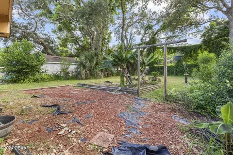 Exterior - 702 Cordova Ave, Ormond Beach, FL 32174 photo 1 of 6