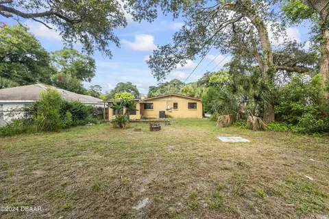 Exterior - 702 Cordova Ave, Ormond Beach, FL 32174 photo 4 of 6