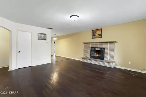 Living - 702 Cordova Ave, Ormond Beach, FL 32174 photo 1 of 3