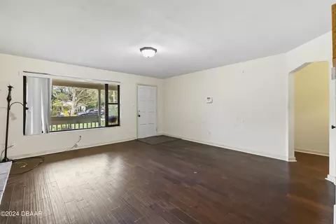 Living - 702 Cordova Ave, Ormond Beach, FL 32174 photo 3 of 3