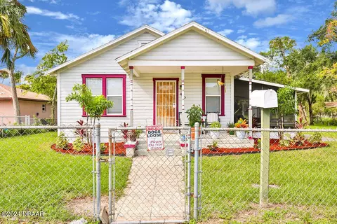 640 Seaman Pl, Daytona Beach, FL 32114
