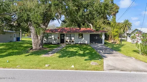 1466 John Anderson Dr, Ormond Beach, FL 32176 photo 2