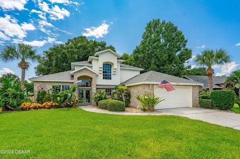 5778 White Acres Ln, Port Orange, FL 32127