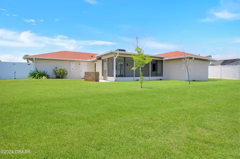 Exterior - 13 Sea Hawk Dr, Ormond Beach, FL 32176 photo 5 of 8