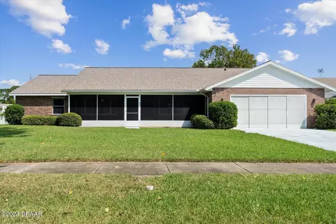 823 Mockingbird Dr, Port Orange, FL 32127