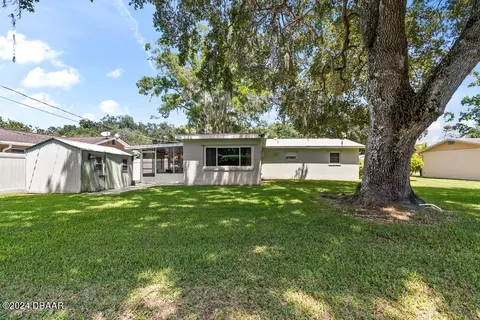 Exterior - 2620 Orange Tree Dr, Edgewater, FL 32141 photo 3 of 8