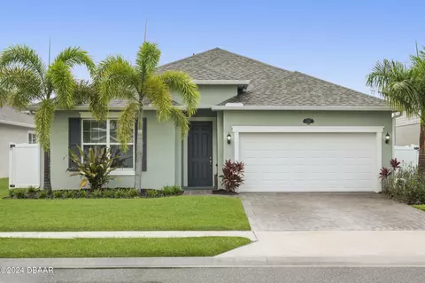 2992 Bobby Jones St, West Melbourne, FL 32904