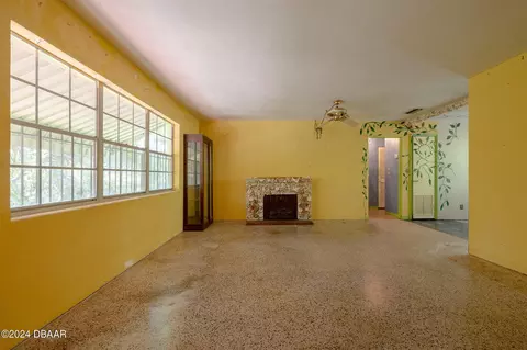 517 N Yonge St, Ormond Beach, FL 32174 photo 4