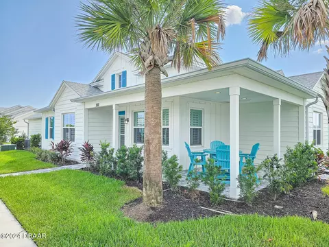 300 Parrot Ln, Daytona Beach, FL 32124