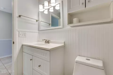 Bath - 1515 Mango Tree Dr, Edgewater, FL 32132 photo 2 of 2