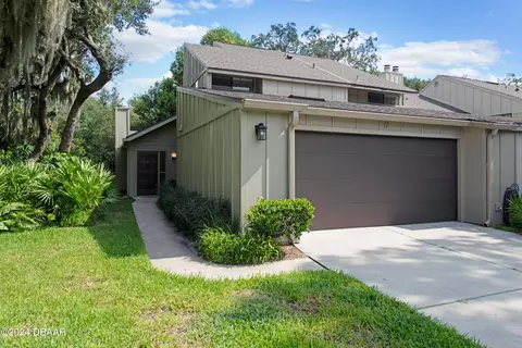17 Maplewood Trl, Ormond Beach, FL 32174 photo 2