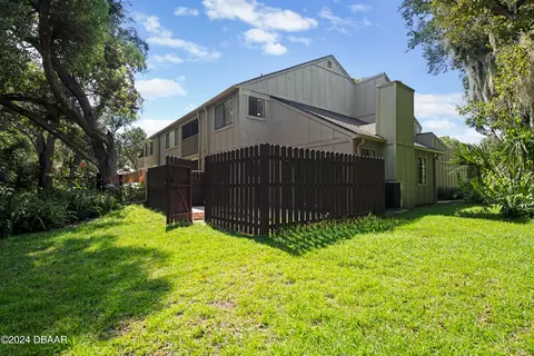 17 Maplewood Trl, Ormond Beach, FL 32174 photo 5