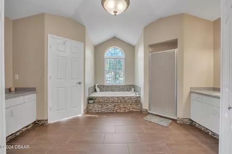 Bath - 15 Fernery Trl, Ormond Beach, FL 32174 photo 1 of 5