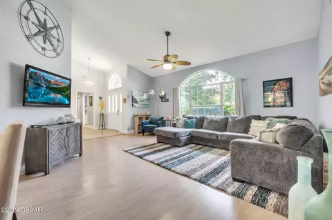 Living - 15 Fernery Trl, Ormond Beach, FL 32174 photo 2 of 4