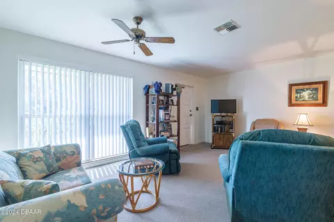 Living - 2600 SE 7th Ave, Ocala, FL 34471 photo 1 of 2