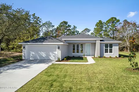 15 Privacy Ln, Palm Coast, FL 32164