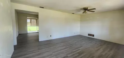 102 S Orchard St, Ormond Beach, FL 32174 photo 4