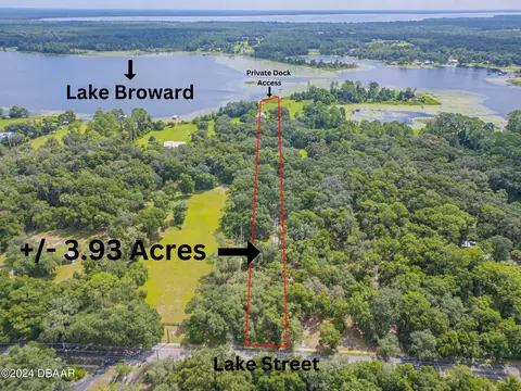 134 Lake St, Pomona Park, FL 32181