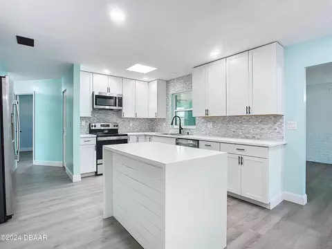 Kitchen - 56 Oak Ave, Ormond Beach, FL 32174 photo 3 of 8