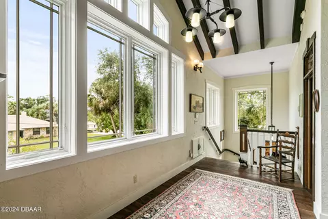 Entry Way - 272 Putnam Ave, Ormond Beach, FL 32174 photo 5 of 7