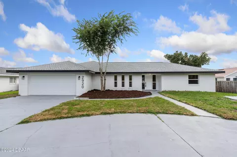 2920 S Peninsula Dr, Daytona Beach, FL 32118