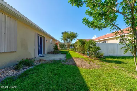 Exterior - 3814 Islamorada Dr, Ormond Beach, FL 32176 photo 5 of 7