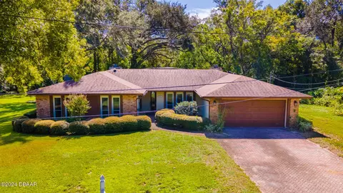 9013 Lake Hope Dr, Maitland, FL 32751