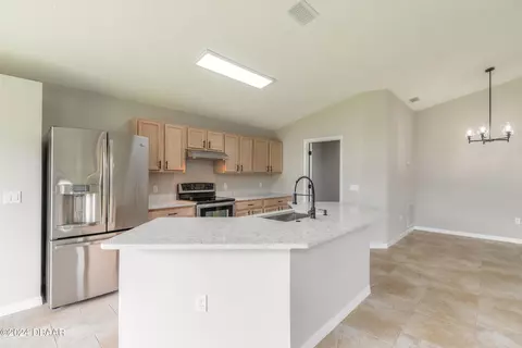 302 Two Oaks Dr, Edgewater, FL 32141 photo 8
