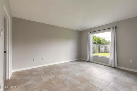 302 Two Oaks Dr, Edgewater, FL 32141 photo 12