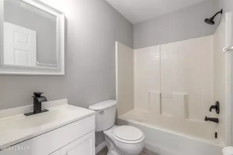 302 Two Oaks Dr, Edgewater, FL 32141 photo 20