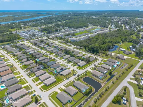302 Two Oaks Dr, Edgewater, FL 32141 photo 37