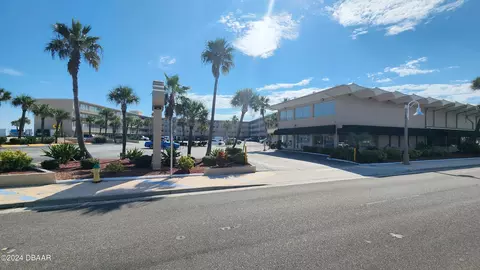 219 S Atlantic Ave #107, Daytona Beach, FL 32118
