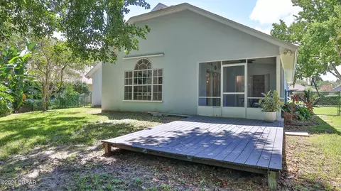 Exterior - 16 Meadow Ridge Vw, Ormond Beach, FL 32174 photo 5 of 10