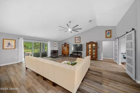 1934 NW 79th Loop, Ocala, FL 34475 photo 4