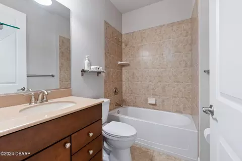 Bath - 667 Elk River Dr, Ormond Beach, FL 32174 photo 4 of 4