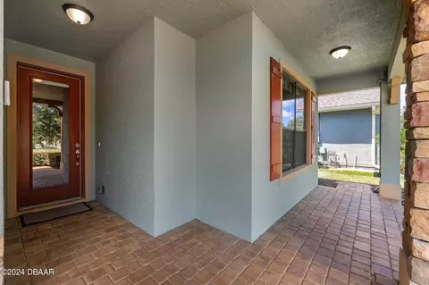 Exterior - 667 Elk River Dr, Ormond Beach, FL 32174 photo 1 of 8