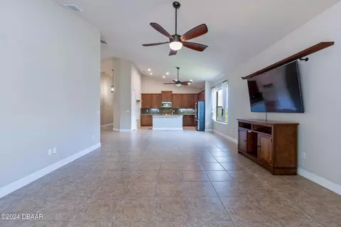 Living - 667 Elk River Dr, Ormond Beach, FL 32174 photo 3 of 6