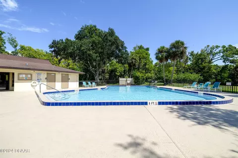 7 Hunters Run Cir, Ormond Beach, FL 32174 photo 6