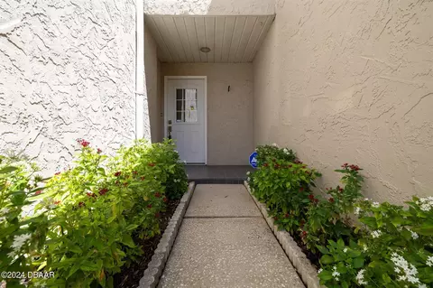 7 Hunters Run Cir, Ormond Beach, FL 32174 photo 2