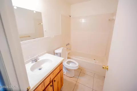 Bath - 15271529 Juniper Dr, Edgewater, FL 32132 photo 1 of 4
