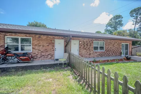 15271529 Juniper Dr, Edgewater, FL 32132