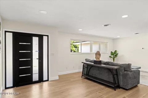 Entry Way - 92 University Cir, Ormond Beach, FL 32176 photo 1 of 1