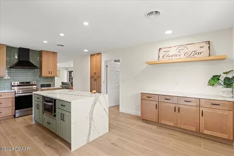 Kitchen - 92 University Cir, Ormond Beach, FL 32176 photo 3 of 6
