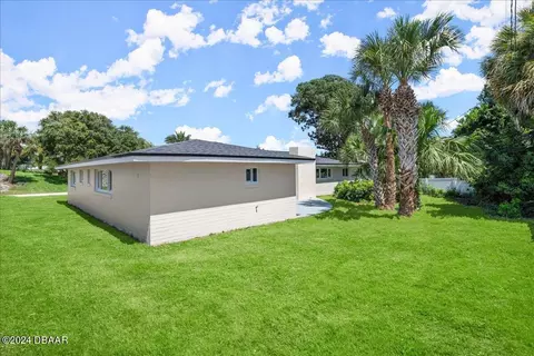 Exterior - 92 University Cir, Ormond Beach, FL 32176 photo 2 of 4