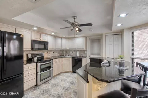 Kitchen - 331 Timberline Trl, Ormond Beach, FL 32174 photo 1 of 4