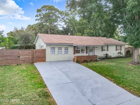515 Wildwood Dr, Edgewater, FL 32132