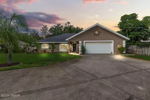 23 Silk Moss Ct, South Daytona, FL 32119