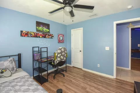 Bedroom - 1323 Willow Oak Dr, Edgewater, FL 32132 photo 10 of 11